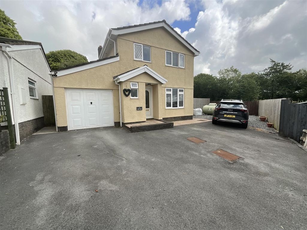 4 bed detached house for sale in Erw Non, Llannon, Llanelli SA14 Zoopla