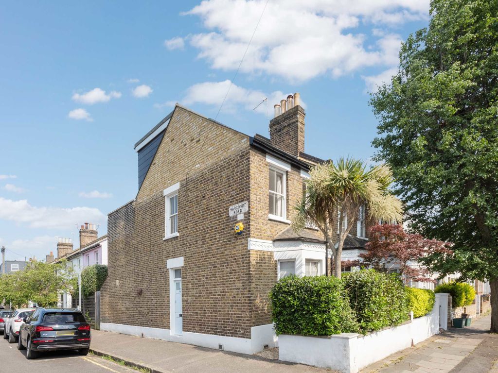 3 bed property for sale in Russell Road, London SW19, £900,000 Zoopla