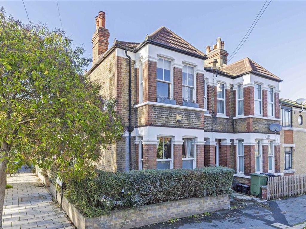 Strathleven Road London SW2  