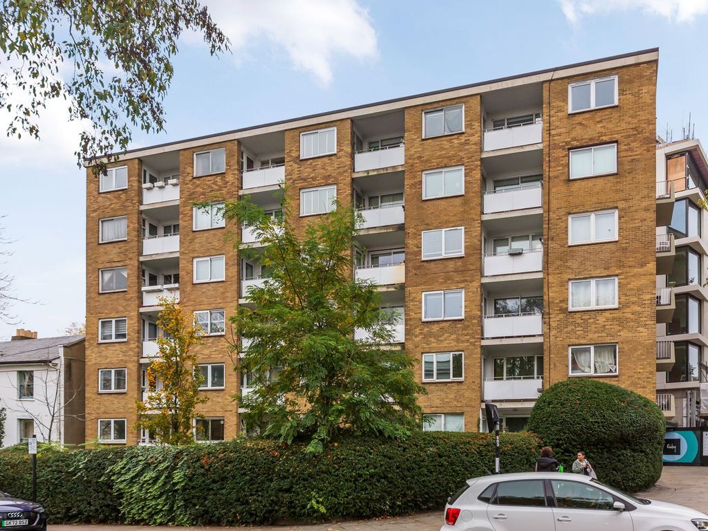 1 bed flat to rent in Notting Hill Gate, Gate Hill Court W11 Zoopla