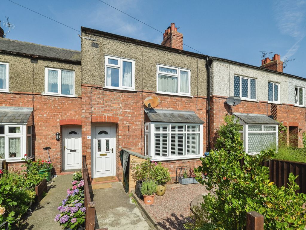 3 bed terraced house for sale in Malpas Road, Northallerton, North