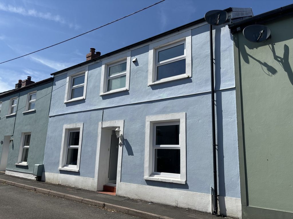 2 bed terraced house for sale in West Lane, Neyland, Milford Haven SA73
