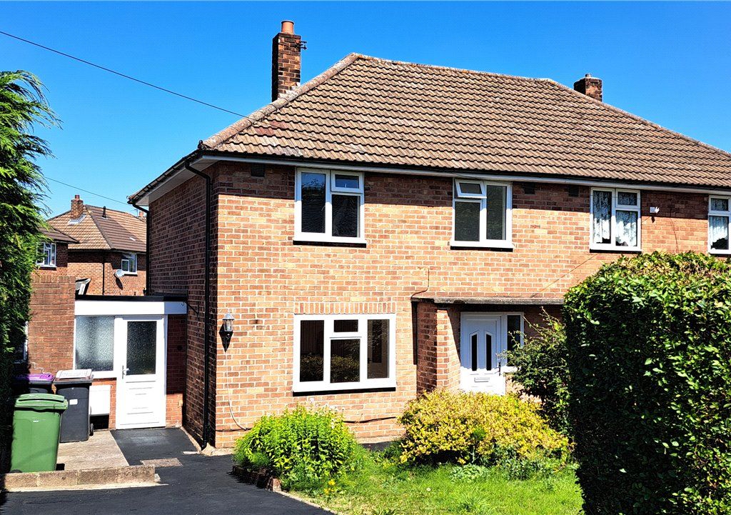 3 bed semidetached house to rent in Mosclay Road, St. Telford