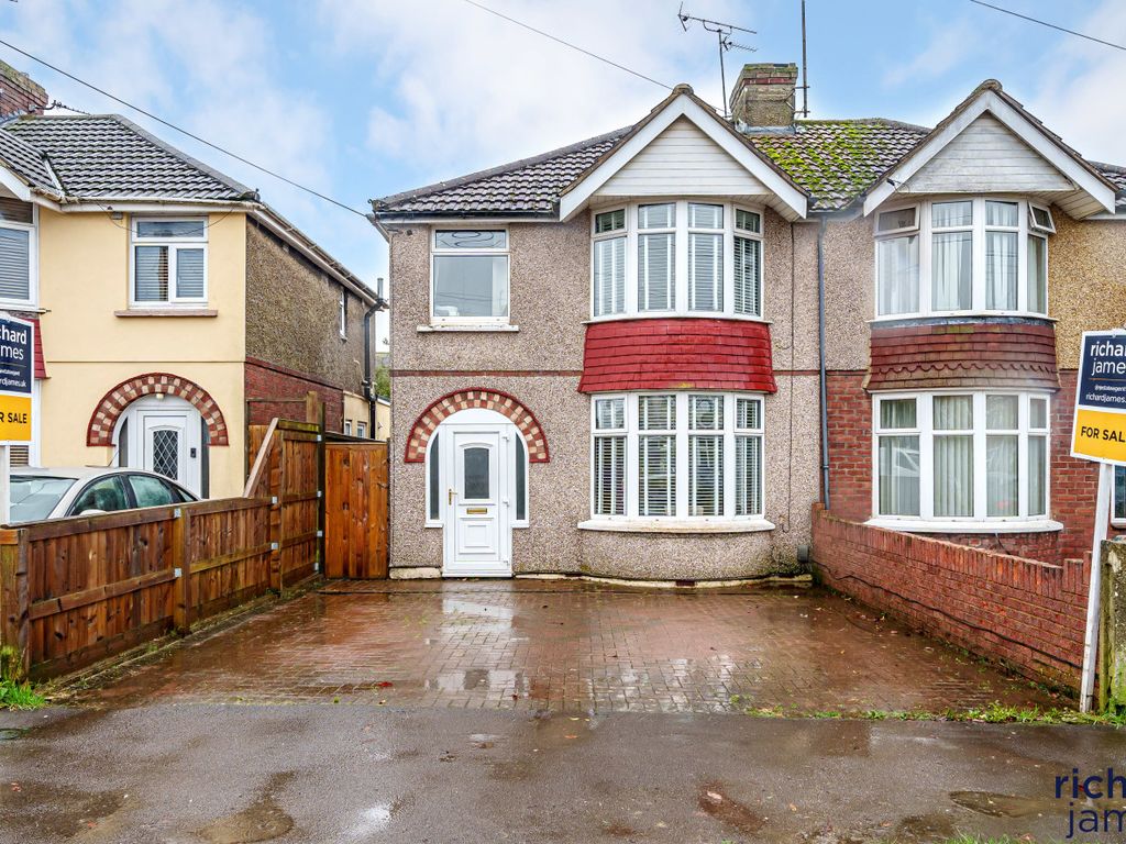 3 bed semidetached house for sale in Richmond Road, Rodbourne Cheney