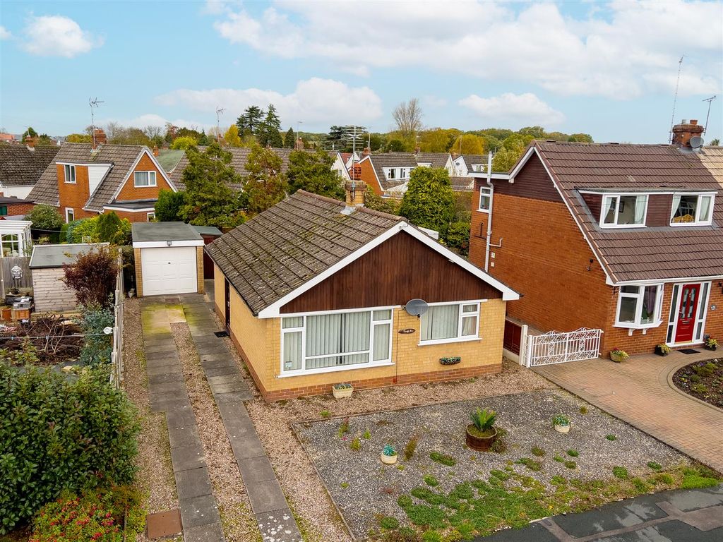 2 bed detached bungalow for sale in Carroll Drive, Wistaston, Cheshire
