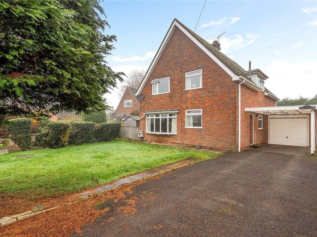 3 bed detached house for sale in Moat Lane, Prestwood, Great Missenden
