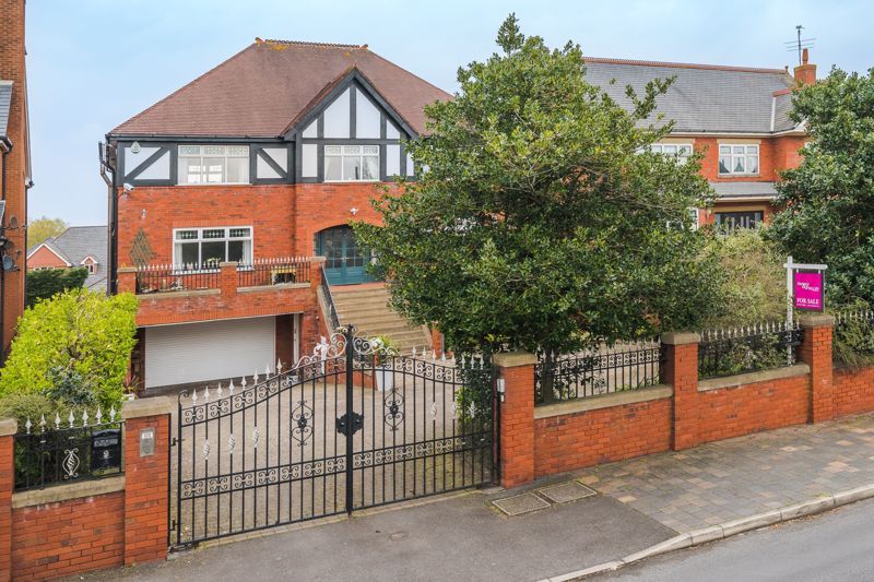 5 bed detached house for sale in Grosvenor Road, Birkdale, Southport