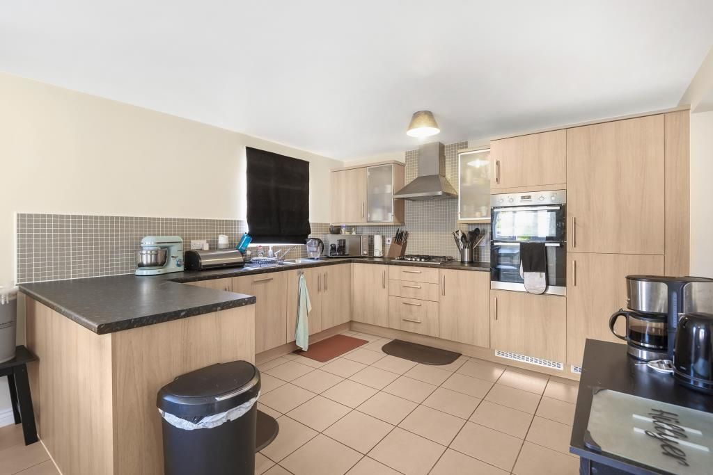 4 bed detached house to rent in Didcot, Oxfordshire OX11 Zoopla