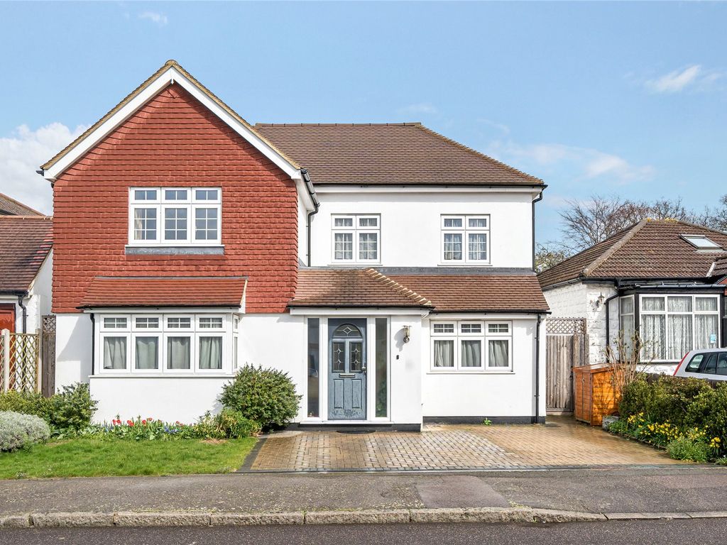 5 bed detached house for sale in Fairfield Road, Petts Wood, Orpington