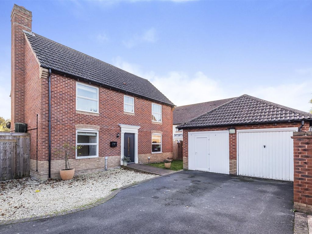 Reeves Road, Devizes SN10  