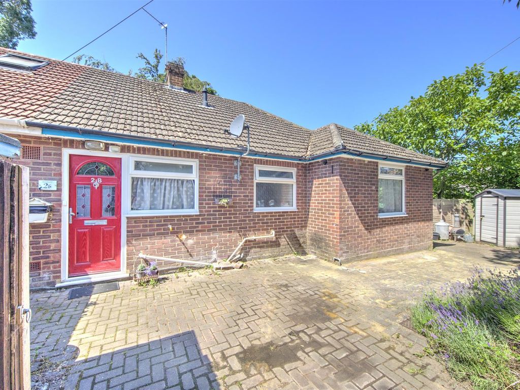 2 bed semidetached bungalow for sale in Ferrers Avenue, West Drayton