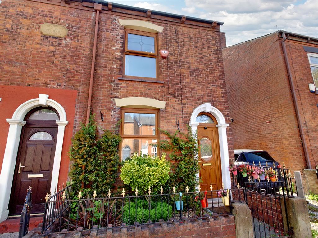 2 bed end terrace house for sale in Ashton Road, Oldham OL8 Zoopla
