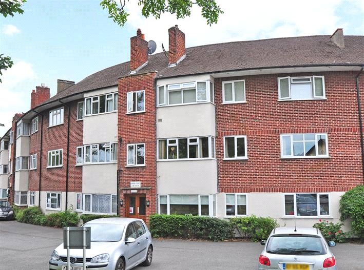 1 bed flat to rent in Bridge Court, Bath Road, Taplow, Maidenhead SL6