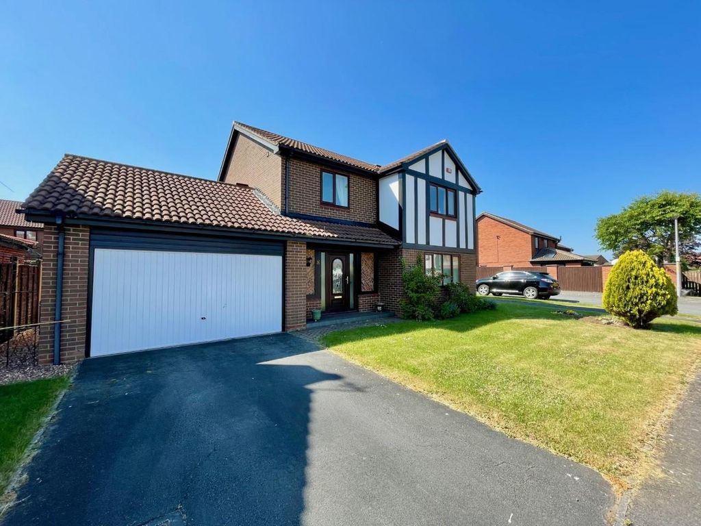 4 bed detached house for sale in Hawford Close, Ingleby Barwick