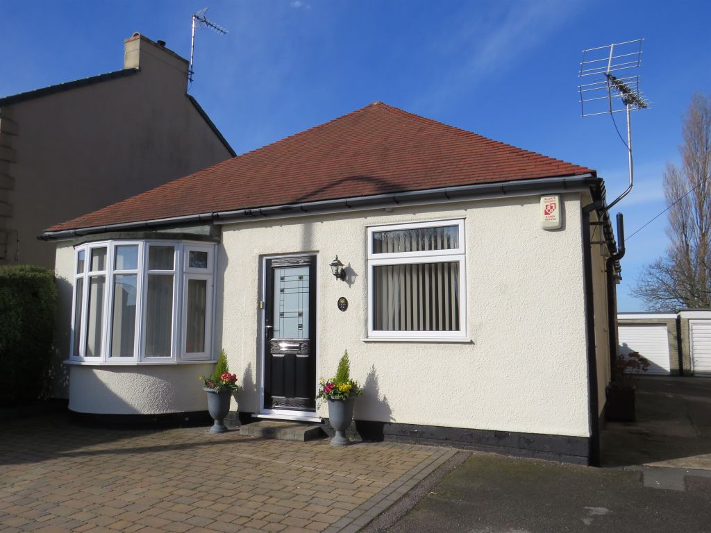3 bed detached bungalow for sale in Crowgate, South Anston, Sheffield
