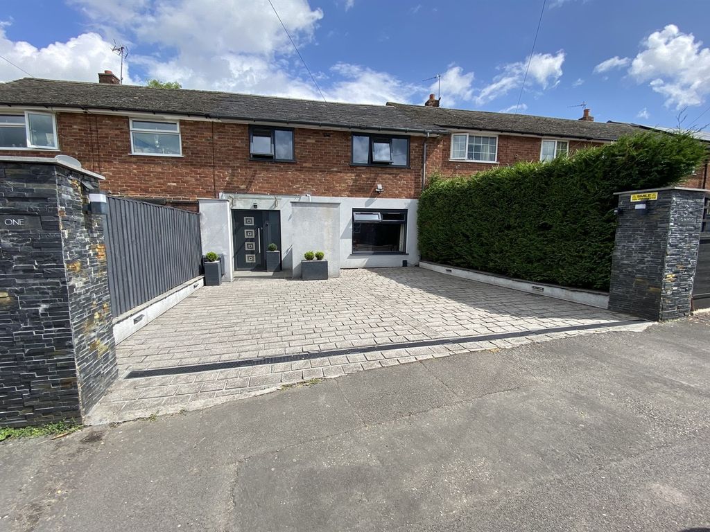 3 bed mews house for sale in Twinnies Road, Wilmslow SK9 Zoopla