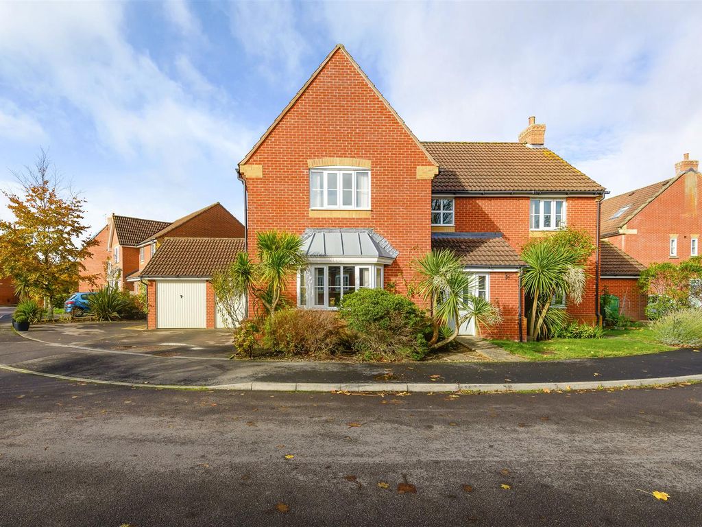 Fruitfields Close Devizes SN10  