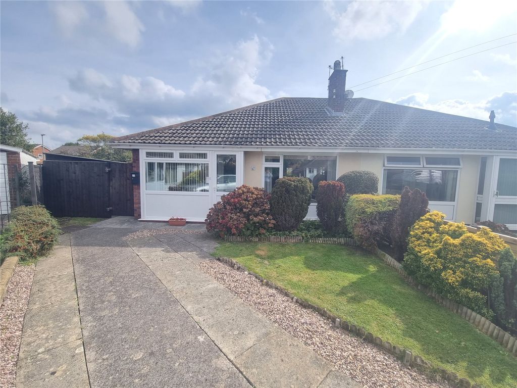 2 bed bungalow for sale in Orchard Close, Worle, WestonSuperMare BS22