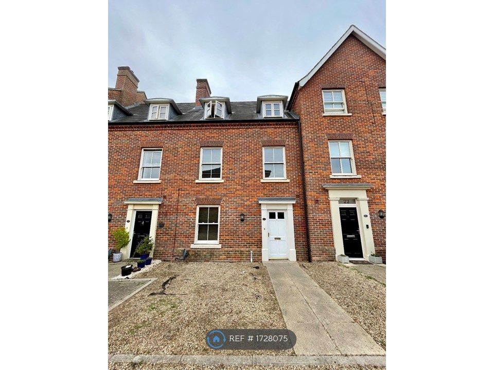 4 bed terraced house to rent in Ipswich, Ipswich IP4, £1,500 pcm Zoopla