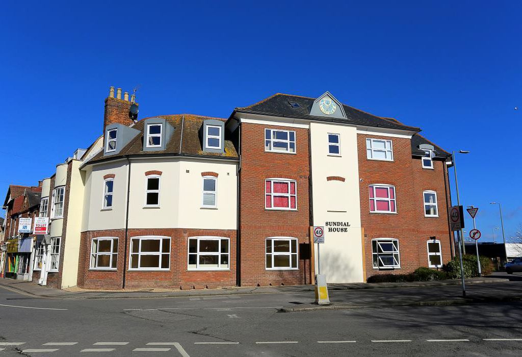 1 bed flat to rent in Carnegie Road, Newbury RG14, £995 pcm Zoopla