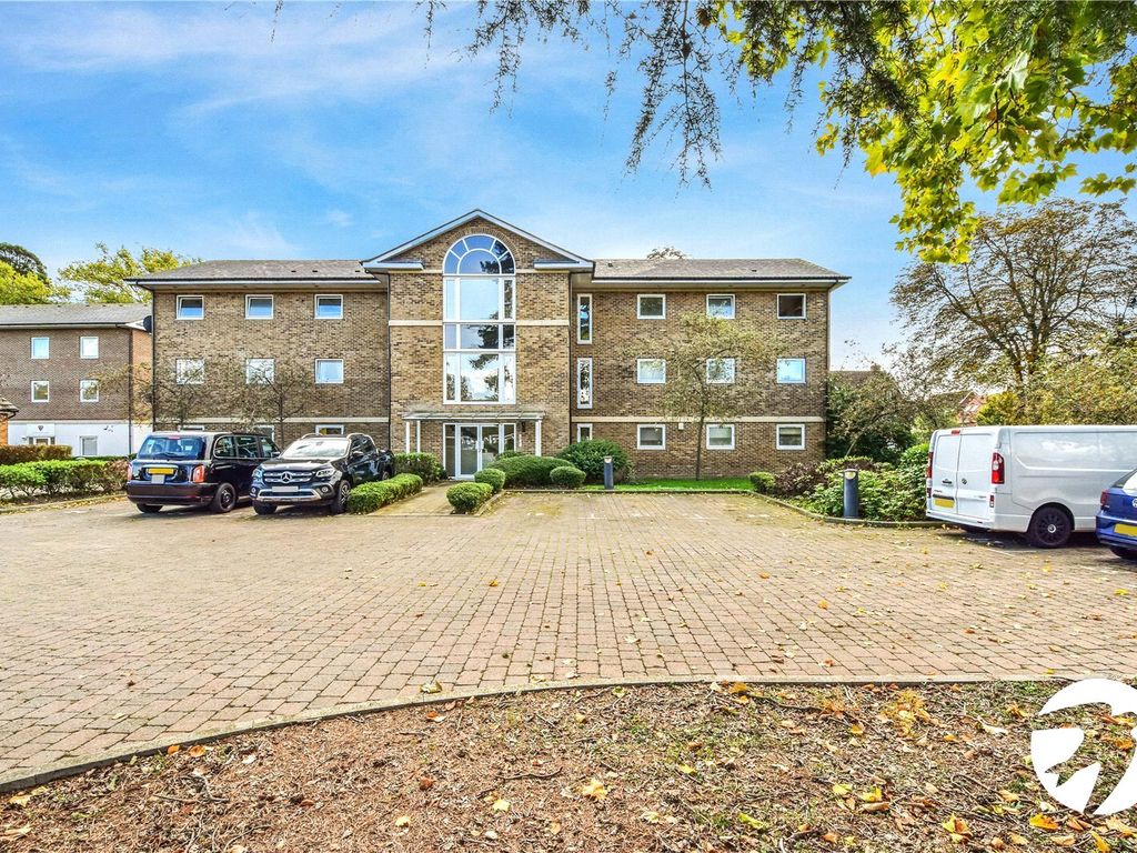 2 bed flat for sale in Maplehurst Close, Bexley, Kent DA2, £320,000 Zoopla