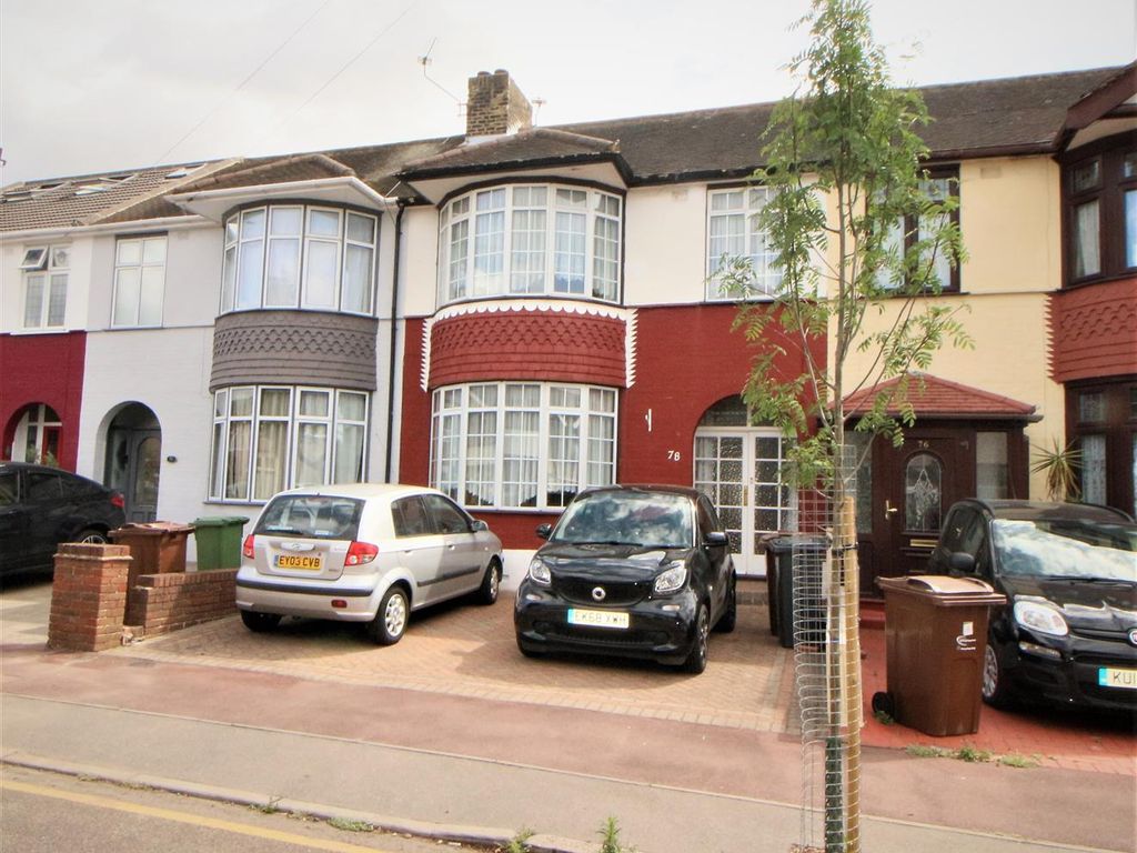 3 bed property for sale in Dereham Road, Barking IG11 Zoopla
