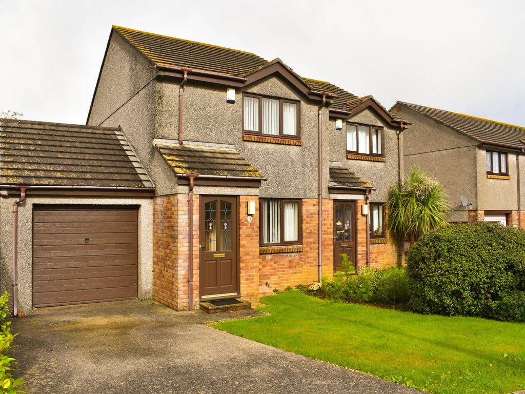 2 bed semidetached house for sale in Wheal Agar, Pool, Redruth