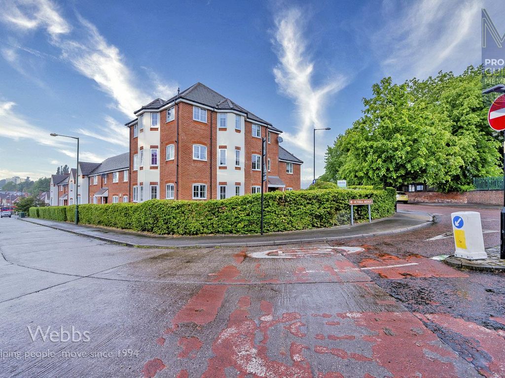 2 bed flat for sale in Bell Tower Close, Bloxwich, Walsall WS3 Zoopla