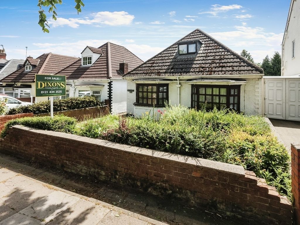 2 bed bungalow for sale in Thimblemill Road, Smethwick, West Midlands