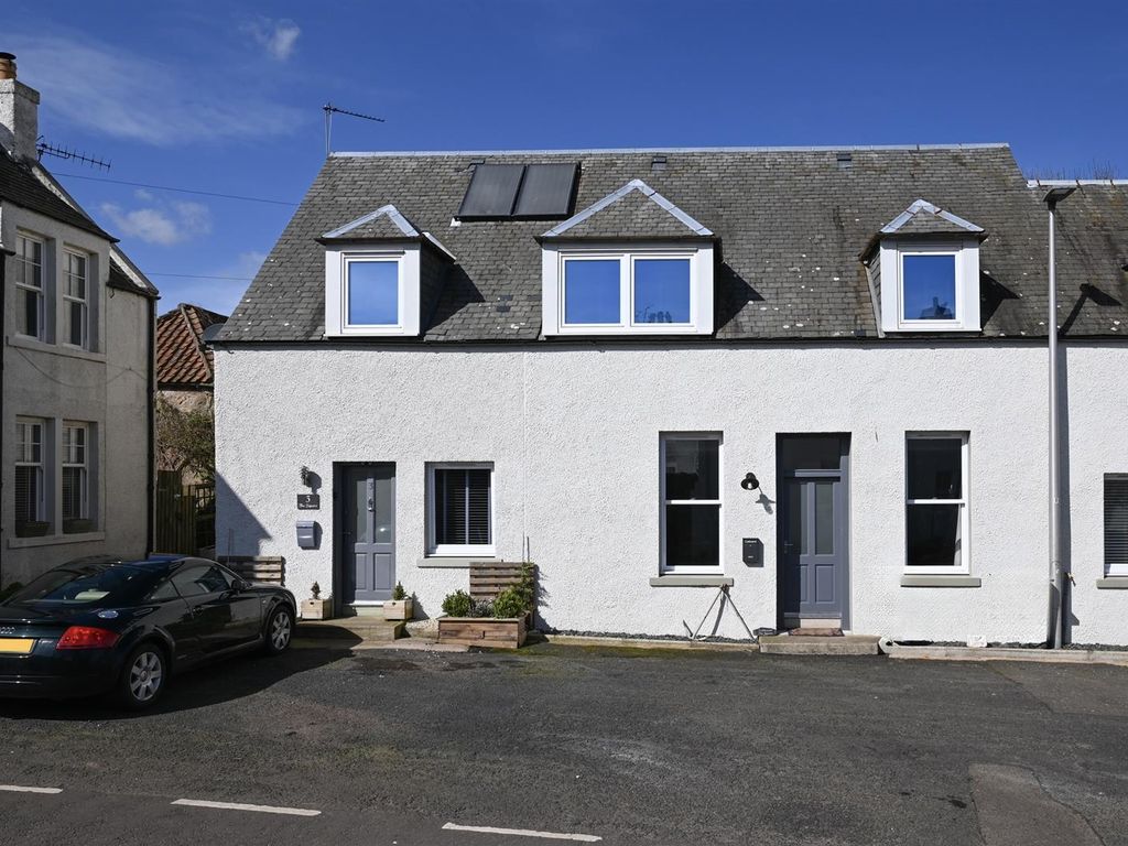 4 bed town house for sale in 3 The Square, Cockburnspath TD13, £220,000