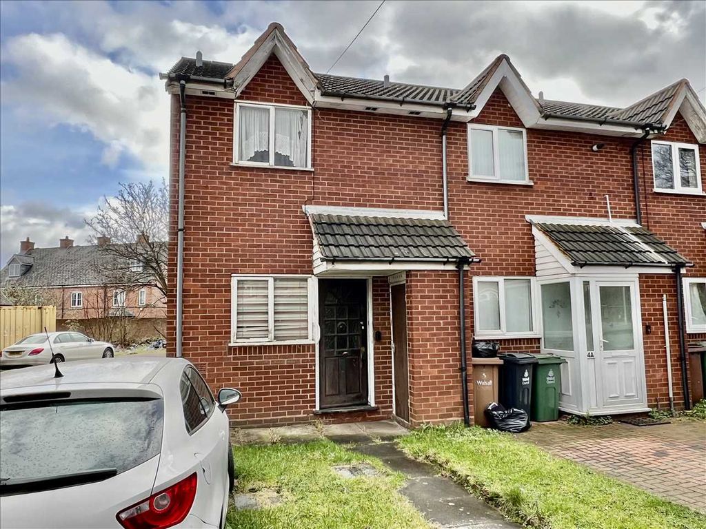 2 bed end terrace house for sale in Bloxwich Road South, Willenhall
