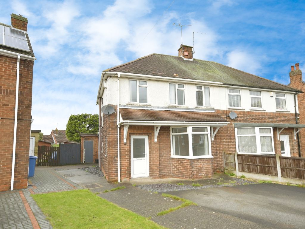 3 bed semidetached house for sale in Laurel Avenue, Forest Town