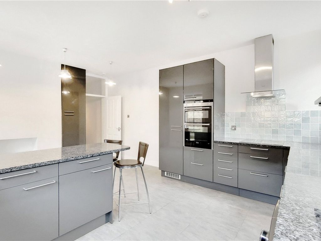 Hosack Road, London SW17  