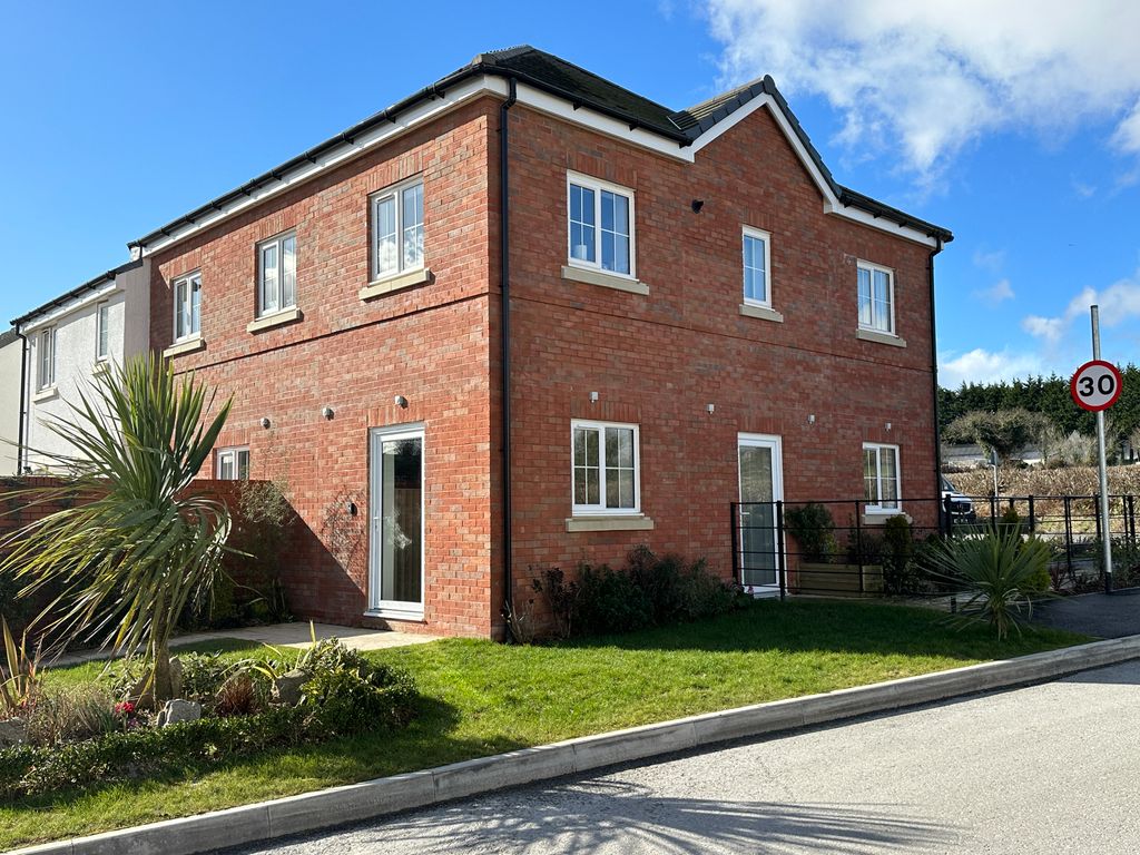 Office for sale in Sidings Cross, Wrangaton TQ10, £125,000 Zoopla