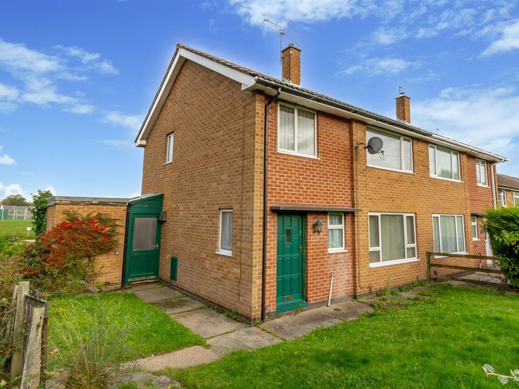 3 bed semidetached house for sale in Warren Hill Close, Arnold