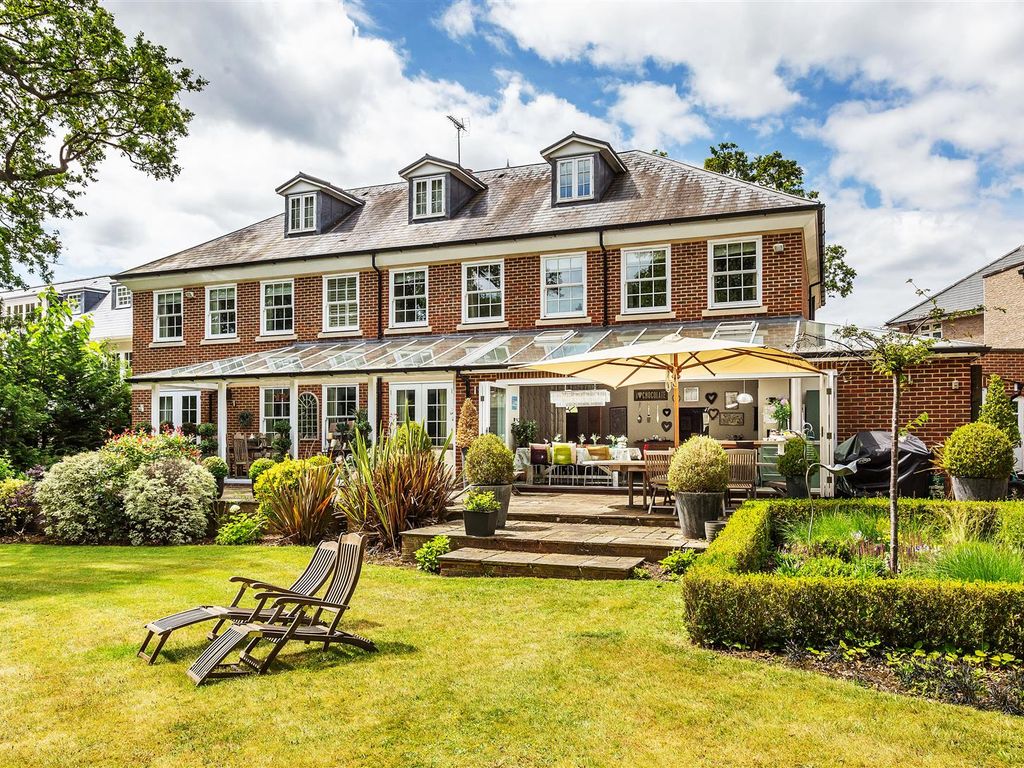 6 bed detached house for sale in Coombe Park, Kingston Upon Thames KT2