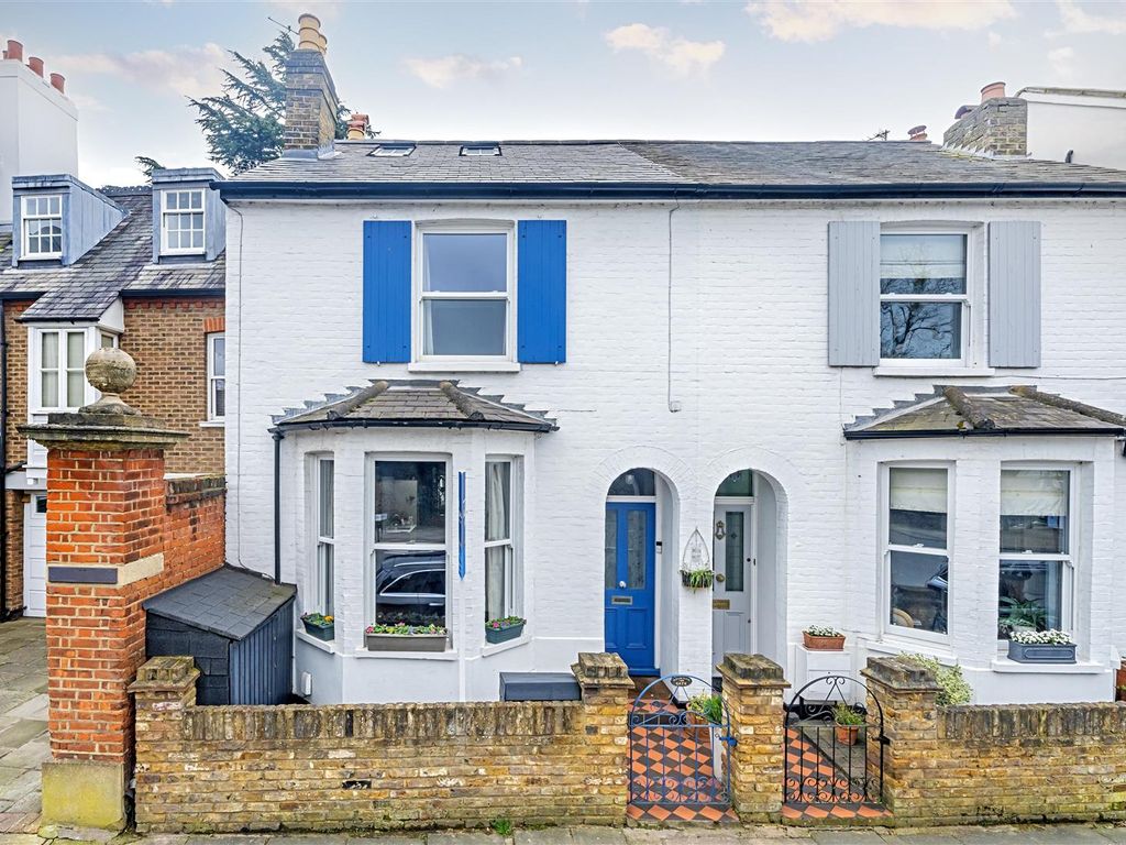 3 bed property for sale in High Street, Hampton TW12 Zoopla