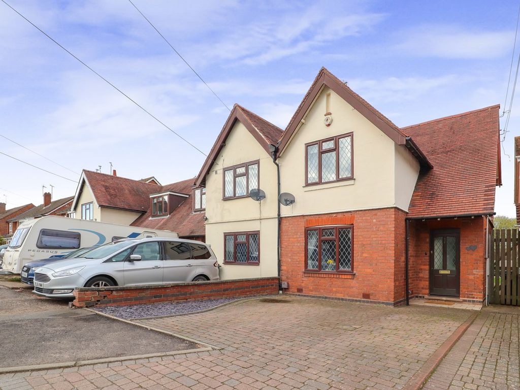 2 bed end terrace house for sale in Broad Lane, Coventry CV5, £240,000