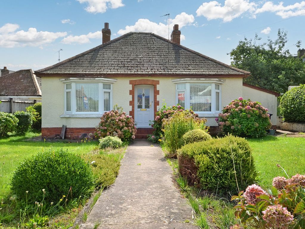 2 bed bungalow for sale in Brook Road, Cullompton, Devon EX15, £240,000