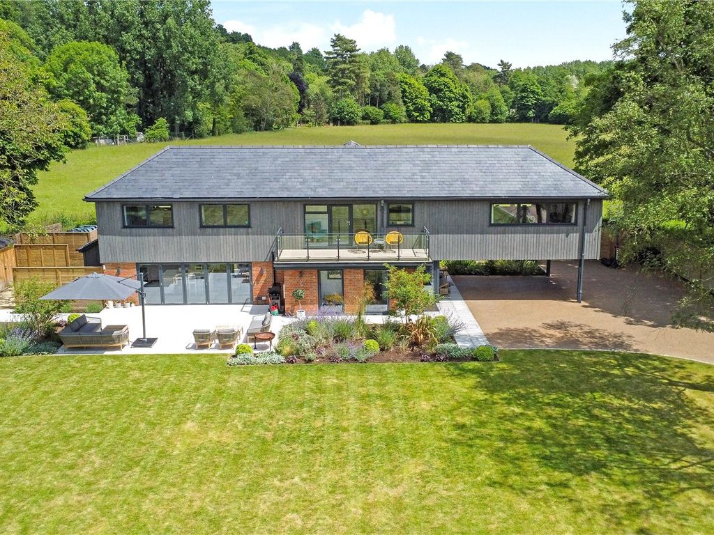 4 bed detached house for sale in Ferry Lane, Medmenham, Marlow