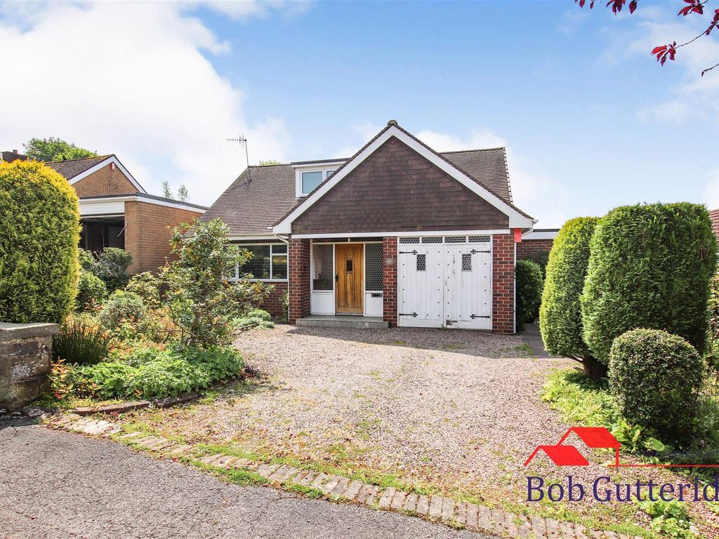 3 bed detached house for sale in Winchester Drive, Westlands, Newcastle