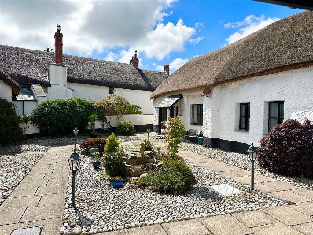 1 bed terraced bungalow for sale in Wrafton, Braunton EX33, £200,000