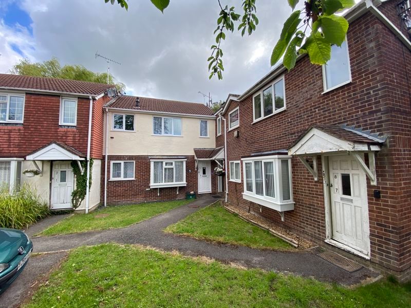 2 bed flat to rent in Victoria Close, Bovington, Wareham BH20, £795 pcm