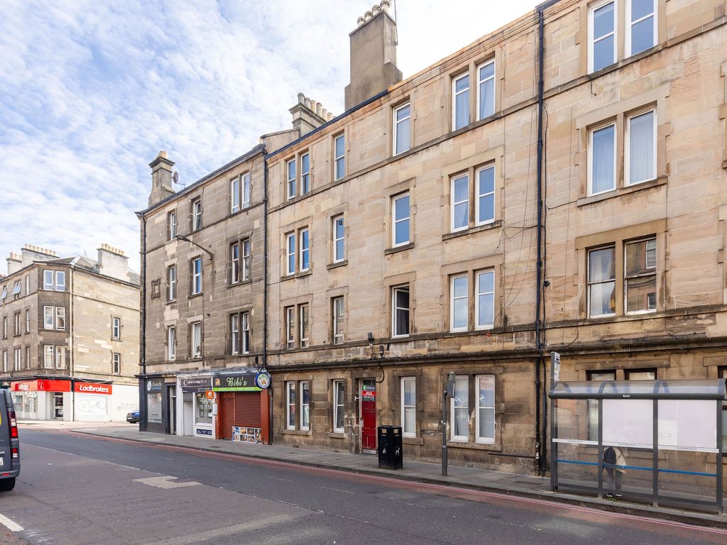 2 bed flat for sale in 221/5 Road, Edinburgh EH11, £