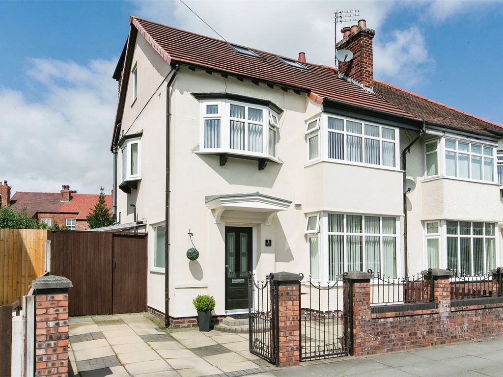 4 bed semidetached house for sale in Enfield Avenue, Liverpool
