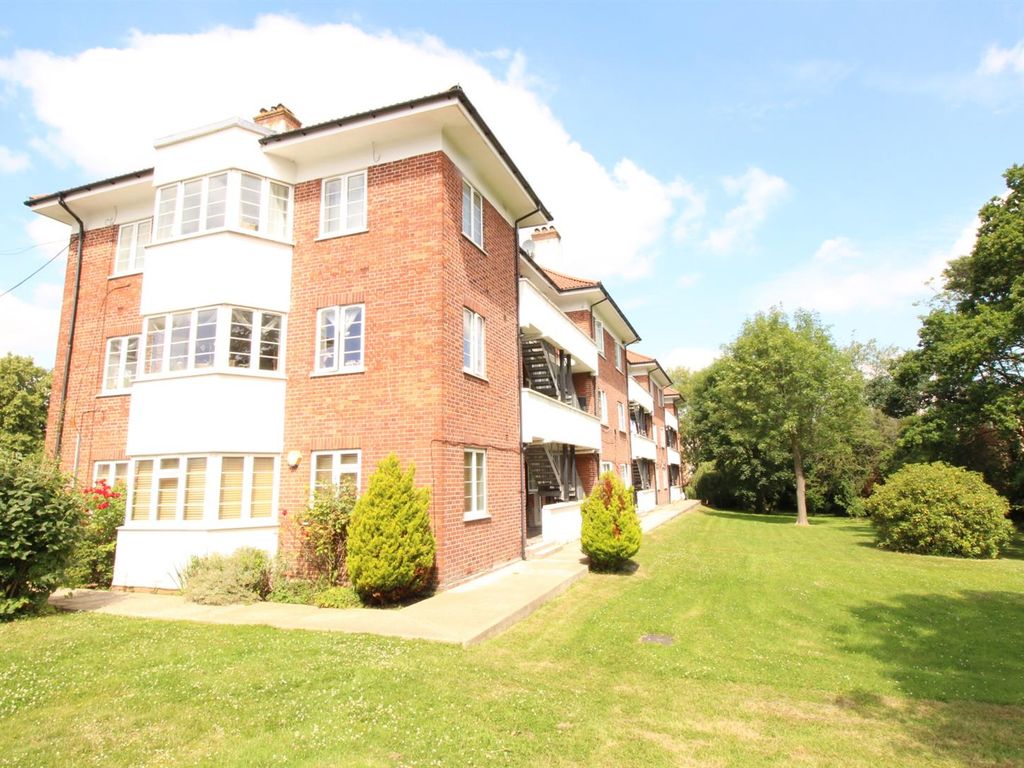 2 bed flat to rent in Deacons Hill Road, Elstree, Borehamwood WD6, £