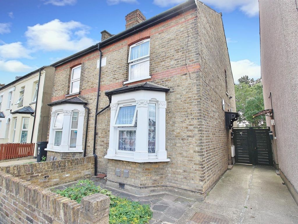 1 bed flat for sale in Cambridge Road, Hounslow TW4, £210,000 Zoopla