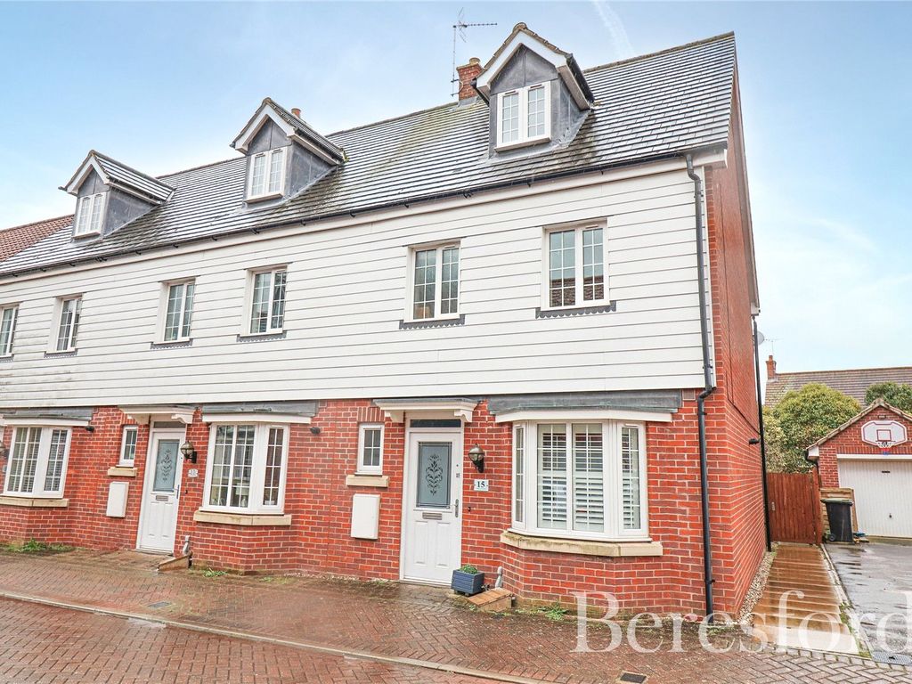 4 bed end terrace house for sale in Cromwell Road, Flitch Green CM6
