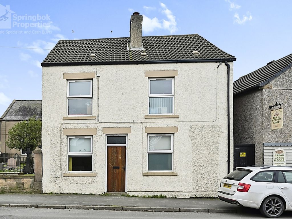 3 bed detached house for sale in Derby Road, Swanwick, Alfreton