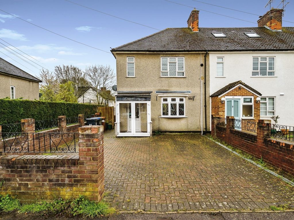 3 bed end terrace house for sale in Swanley Crescent, Potters Bar EN6
